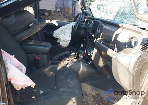 2019 Jeep Wrangler Unlimited Sport S 4X4 z USA, uszkodzony, nr VIN 1C4HJXDGXKW500313